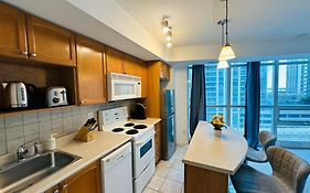 Staytoronto - The Yonge Suites
